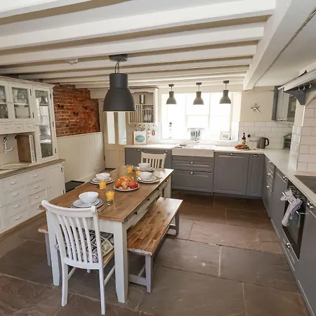 Greenfingers * Whitby