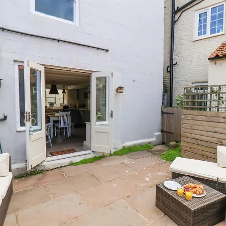 بيت للعطل Greenfingers