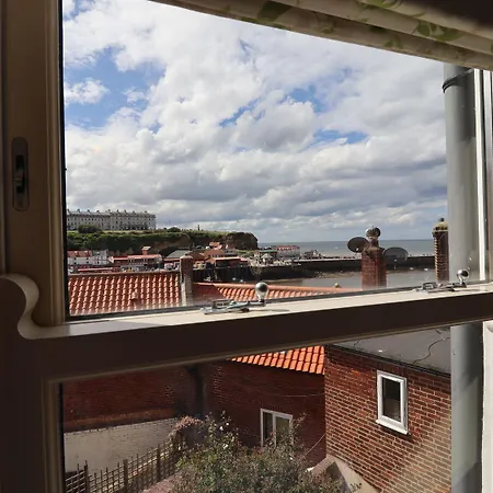 Greenfingers * Whitby